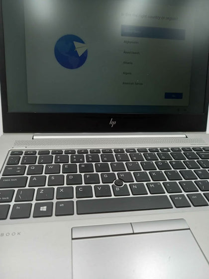 HP 735 G6/Ryzen 7 3700U/32GB Ram/256GB SSD/13