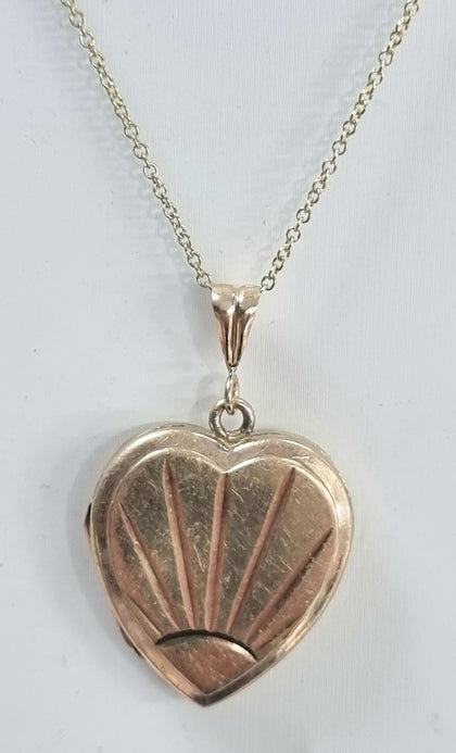 9ct Gold Chain with Locket