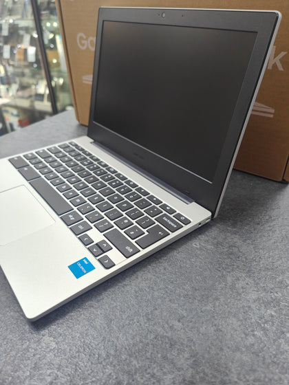 Samsung Galaxy Chromebook Go 11.6