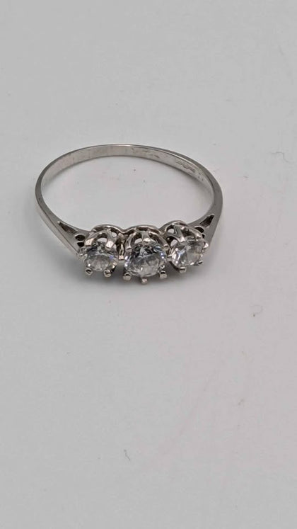 9ct White Gold Three Stone Oval Moissanite Ring - Size N - 1.41 Grams