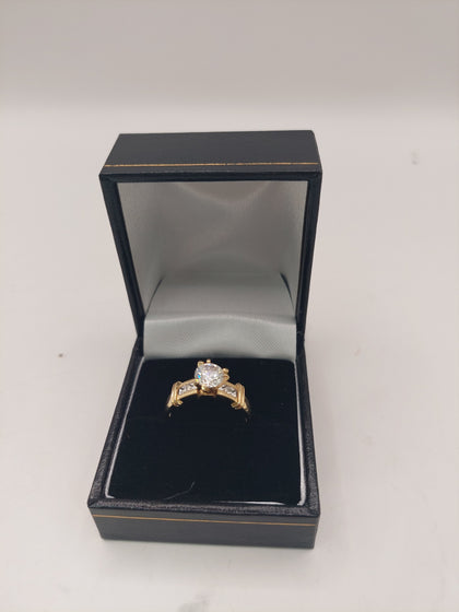 14k Gold Ring with CZ Round stone 4.0G Hallmarked(585)&Tested Size Q