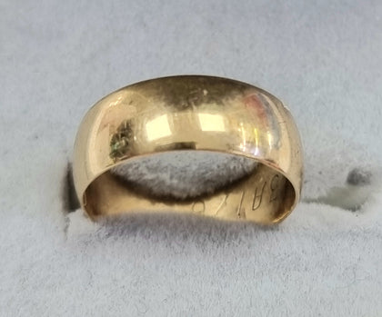 9ct Gold Band size 