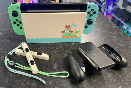 NINTENDO SWITCH - ANIMAL CROSSING EDITION