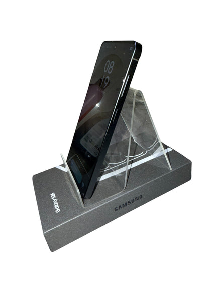 Samsung Galaxy S26 100% battery / 1 cycle count Opened in store * 2 year warranty*