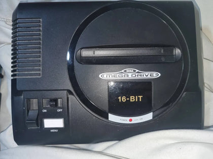 Sega Mega Drive Flashback 16-bit Console with 2 Pads & 6 Games