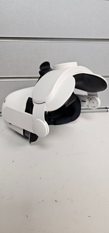 Meta Quest 2 64GB VR Headset & 3rd Party Strap