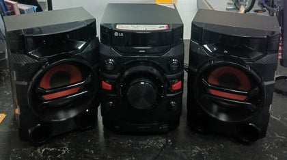 LG CM4360 Mini Hi-Fi System – 230W – CD, USB, Bluetooth, FM