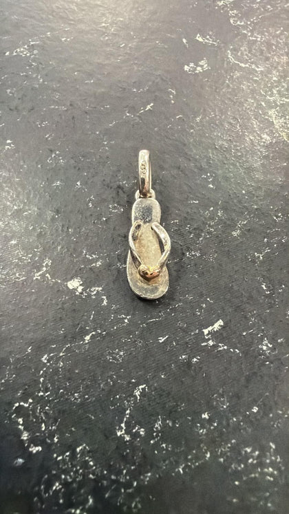 Links of London ' Footprints in the sand' Flip Flop Charm