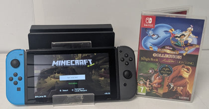 Nintendo Switch Console 1 Blue & 1 Grey Joy-con & 2 Games (1 Unboxed)