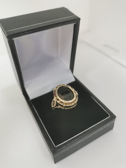 9K Gold Ring with Stone, Hallmarked 375, 3.50Grams, Size: L, Box Included.
