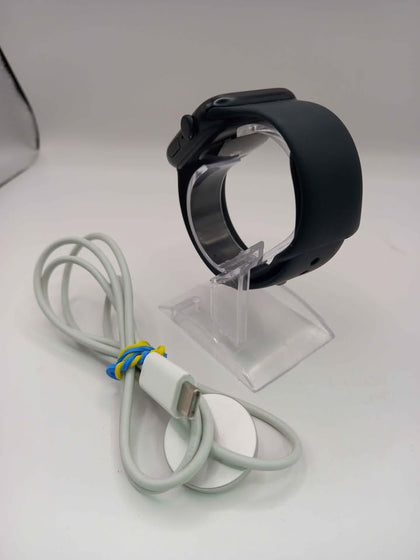 Apple Watch 2nd Gen (GPS), Midnight Aluminium, 44mm, With Black Rubber Strap, Unboxed