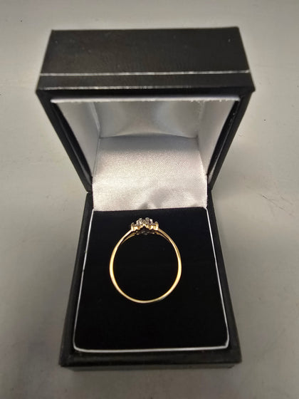 9ct Gold Ring with Purple Stone 375 1.6G Size R