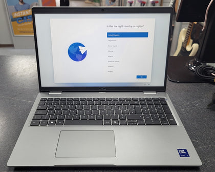 Dell 3591 - Ultra 7 165H - 32GB Ram - 512GB SSD - RTX A500 - 15
