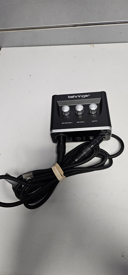Behringer U-Phoria UM2 2x2 USB Audio Interface