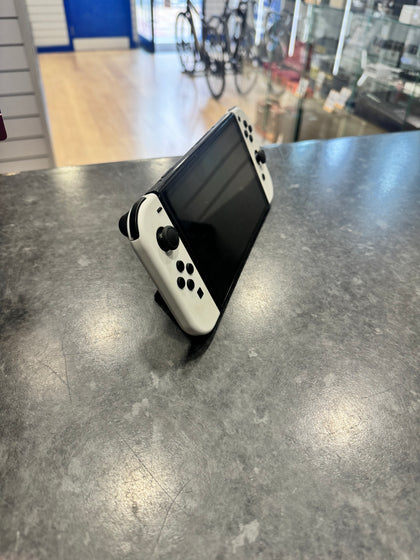 Nintendo Switch OLED - with charger