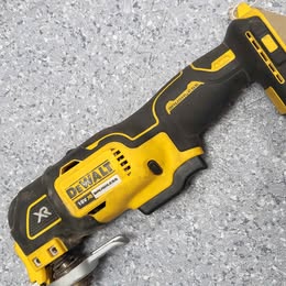 DeWalt 18V Cordless Brushless Multitool - Model DCS355 - Bare Unit Only