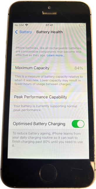 iPhone SE (1st generation) 32GB Silver Unlocked - Battery 84%