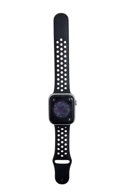 Apple Smart Watch Series 8 (GPS) - 45mm - Silver Aluminium - Includes Black Nike Sport Strap