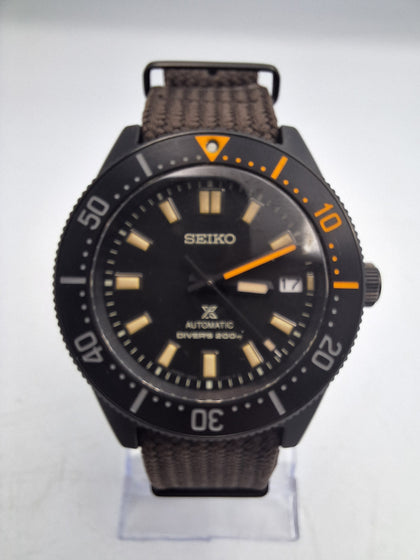 Seiko prospex SPB253JI special edition mens japanese import automatic watch with box, papers and extra seiko rubber strap