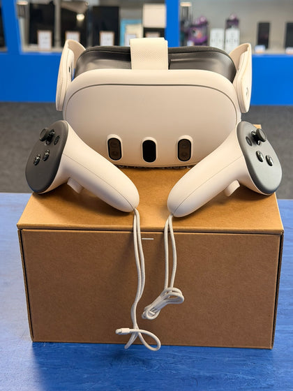 Meta Quest 3 VR Headset (With Controllers) - 512GB, Boxed