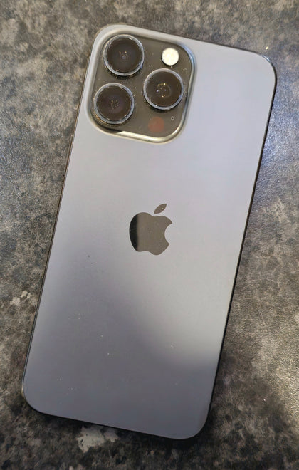 Apple iPhone 15 Pro Max - 512GB - Unlocked - BH 93%