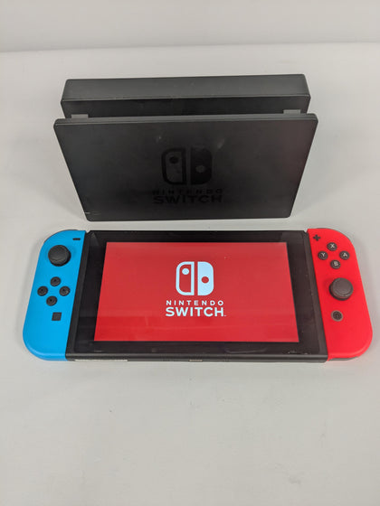 Nintendo Switch (Neon Red/Blue)