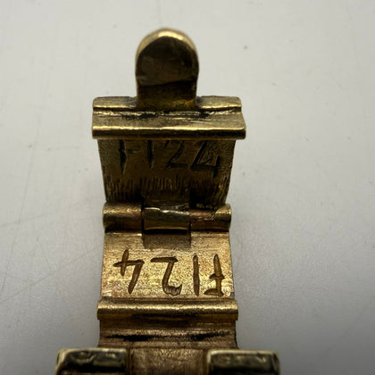 9ct Engraved Cuban Link Bracelet 77.2 Grams 10