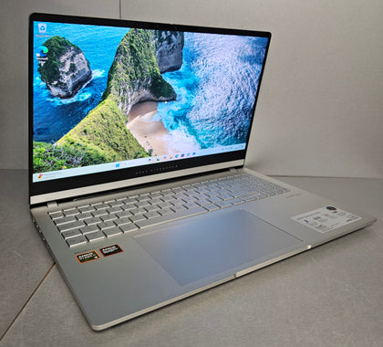 ASUS Vivobook S15 M5506W 15.6