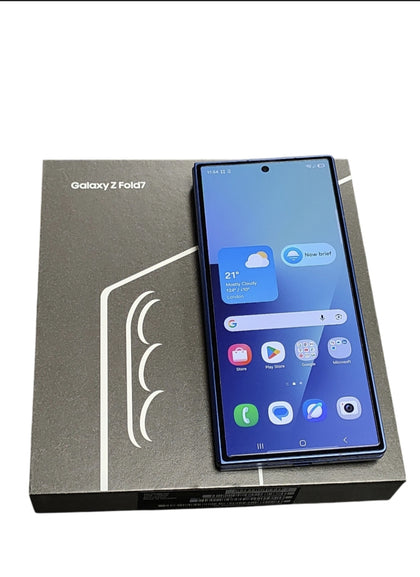 Samsung Galaxy Z Fold 7 256gb Unlocked **Boxed**