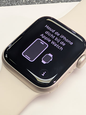 Apple  Watch Se 3rd Generation Smart Watch Boxed  40mm