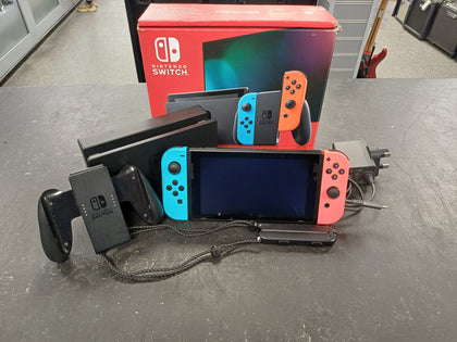 Nintendo Switch – Original Model