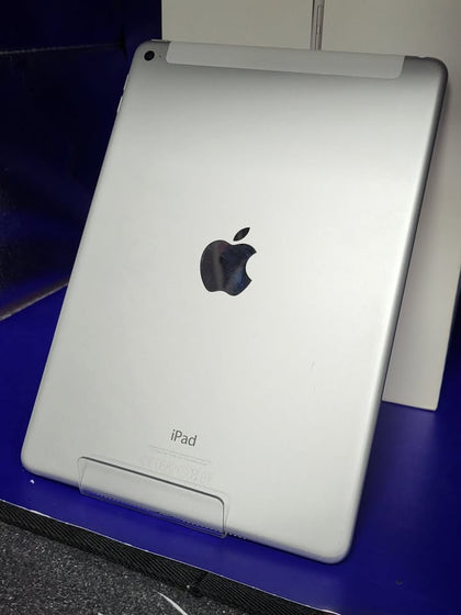 Apple iPad Air 2nd Gen (A1567) 9.7” 64GB - Silver, Unlocked