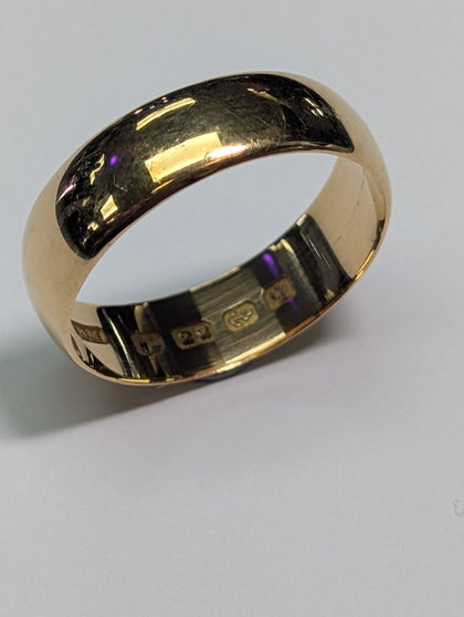 22ct Gold Wedding Band - Size R 1/2