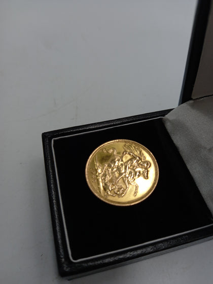 22CT Full Sovereign 1963 Coin - FINE 22CT GOLD - 7.9Grams Total Weight