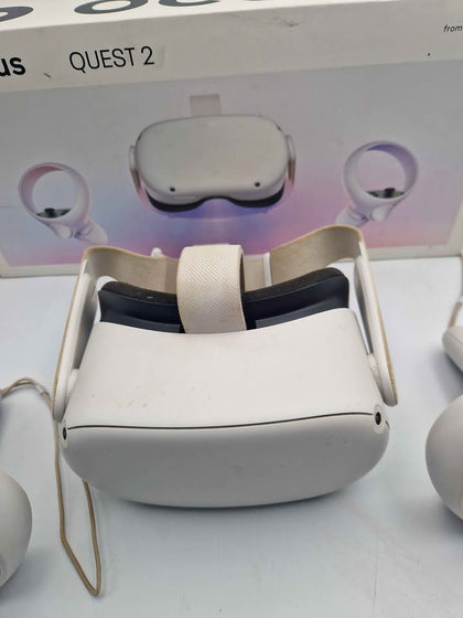 Oculus Meta Quest 2 All In One VR Virtual Reality Headset - 64GB SSD - Boxed With Joycons