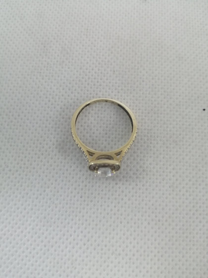 9ct Gold Ring - Size N, 2.2g Weight, CZ Stones