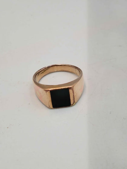 9ct Yellow Gold Signet Ring With Square Black Stone - Size V - 5.95 Grams