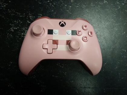 Xbox One Minecraft Controller