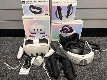 Meta Quest 3 VR Headset 128GB Boxed Plus extras attachments