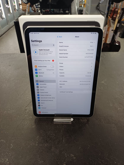 Apple iPad A16 128GB – 11th Gen 11