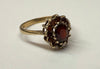9CT YELLOW GOLD GARNET RING SIZE N