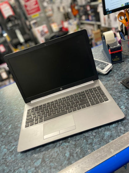 HP Laptop G7/Razen 128gb