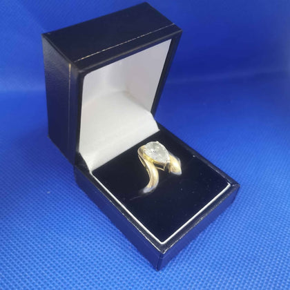 14ct Marquise Cut CZ Gold Ring (585 Hallmarked & Tested) Size:P, Weight: 5.7 Grams - Box Included