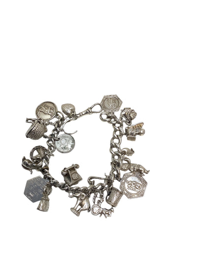 *** Christmas Deal *** Solid silver vintage charm bracelet with 20 charms