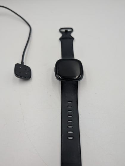 Fitbit versa 4