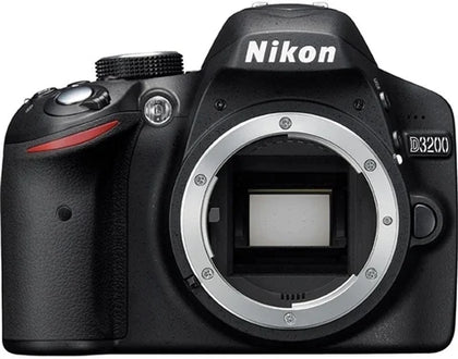 Nikon d3200 with 18-55mm f/3.5-5.6G II AFS DX lens