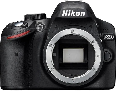 Nikon d3200 with 18-55mm f/3.5-5.6G II AFS DX lens