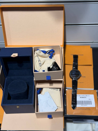 Tambour Horizon Light Up Connected Watch QA05 1