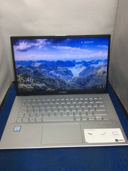 Asus Vivobook 14 w/ Charger