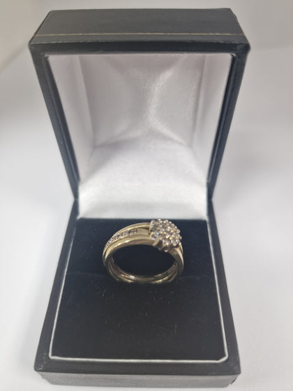 Gold Ring 9CT Size M 4.3G.